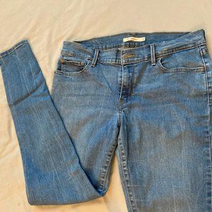 710 Women's Levis - Super Skinny
